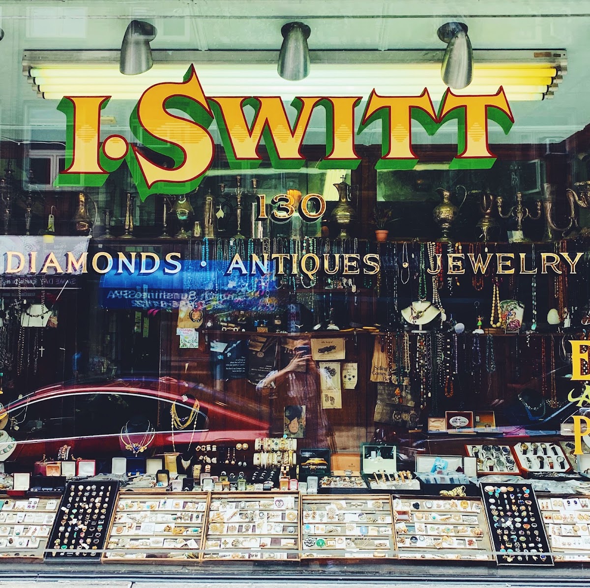 I. Switt, Vintage (all brands) specialist in Philadelphia