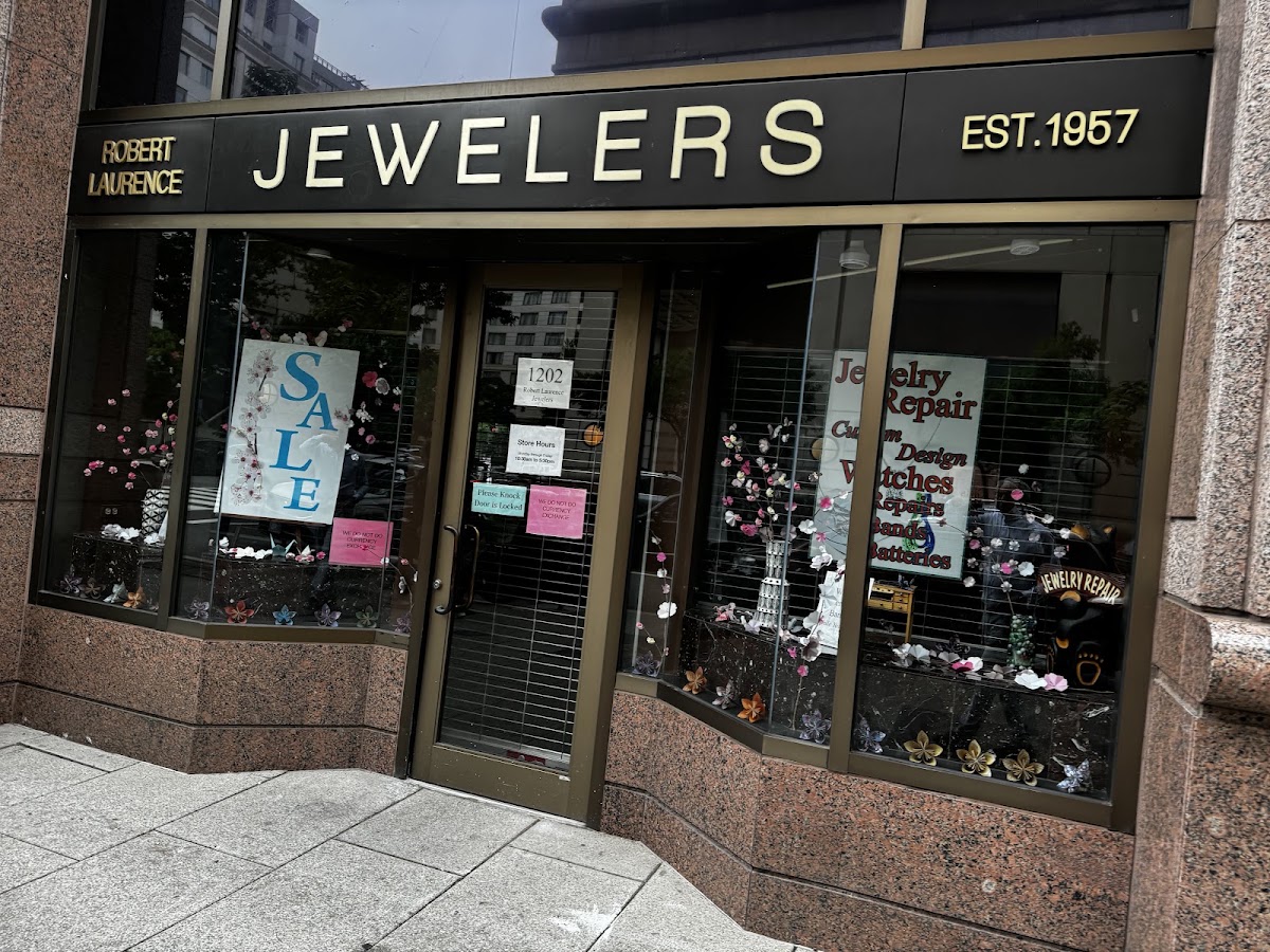 Robert Laurence Jewelers, Rolex specialist in Washington